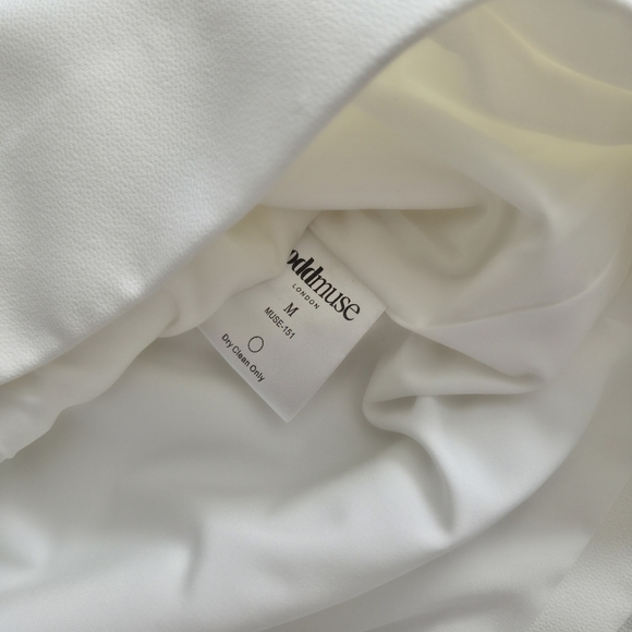 Dress - Picture 10 of 11